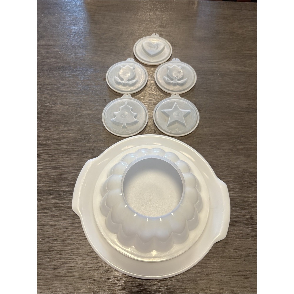 Vintage 7 Pc Tupperware Jello Mold Set. Incl 5 Decorative Lids